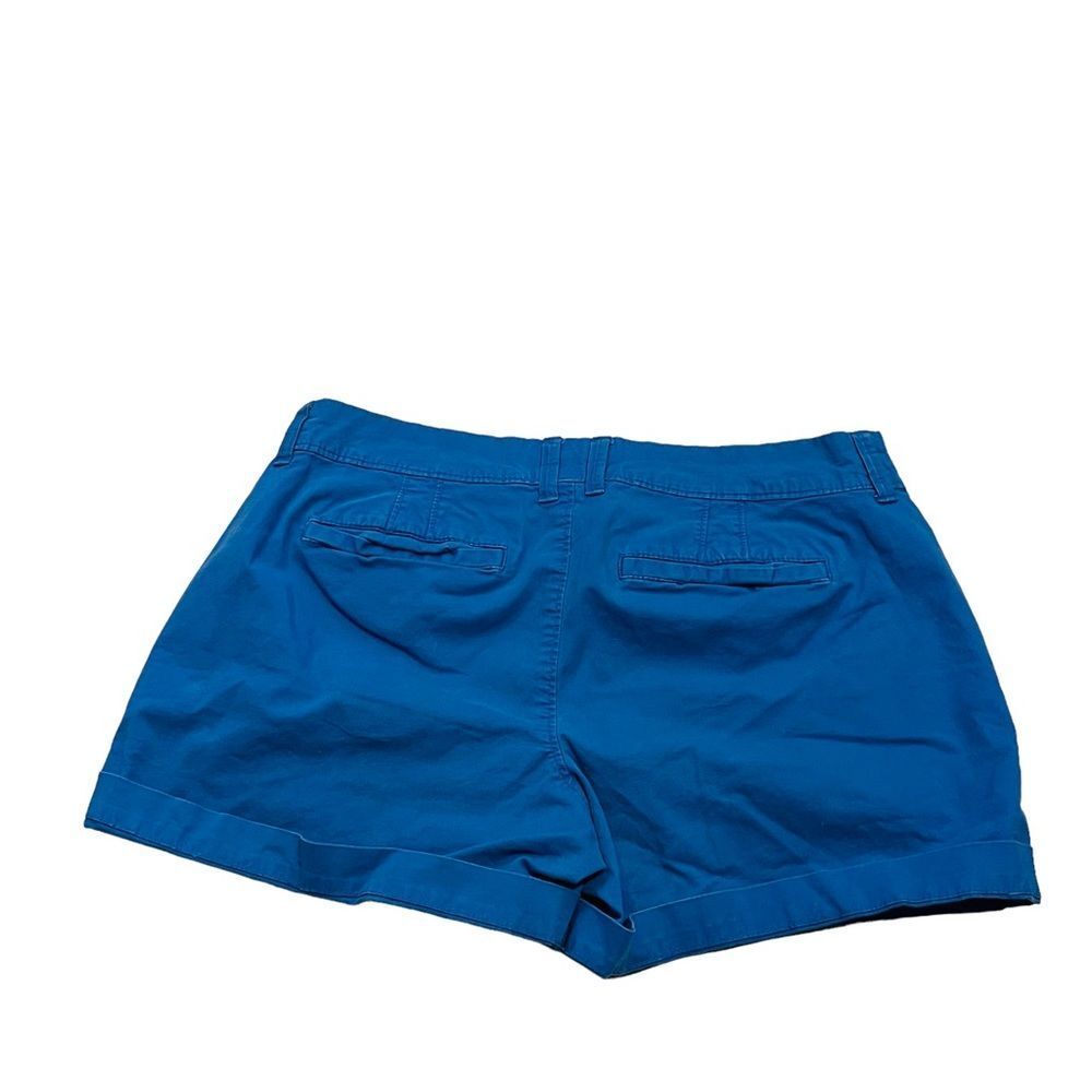 10/$25🦋 Old Navy Royal Blue Low Rise Cuffed Chino Shorts - Size 4 - Picture 2 of 9